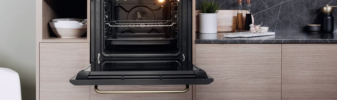 kak-vklyuchit-dukhovku-hotpoint-ariston-min.jpg