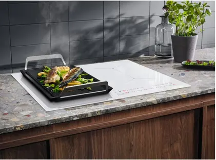Варочная панель Electrolux IPES6451WF фото 3