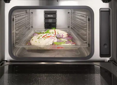 Пароварка с СВЧ Miele DGM6800 HVBR фото 3