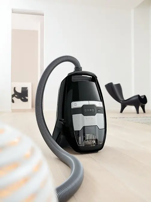 Пылесос Miele Blizzard CX1 Comfort PowerLine SKMF5 черный фото 7