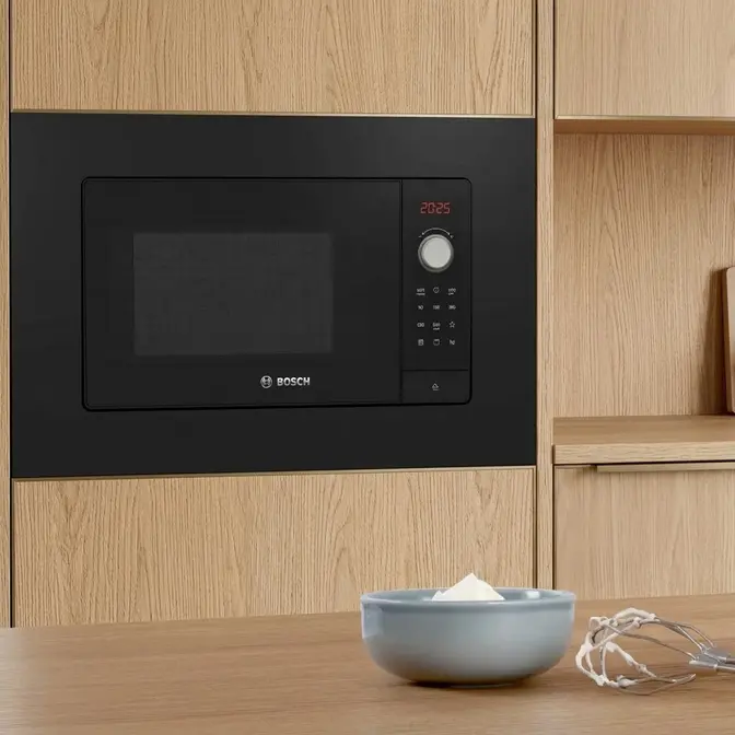 Встраиваемая микроволновая печь Bosch BEL653MB3 фото 3