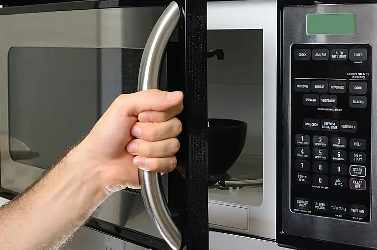 Способ открывания дверцы