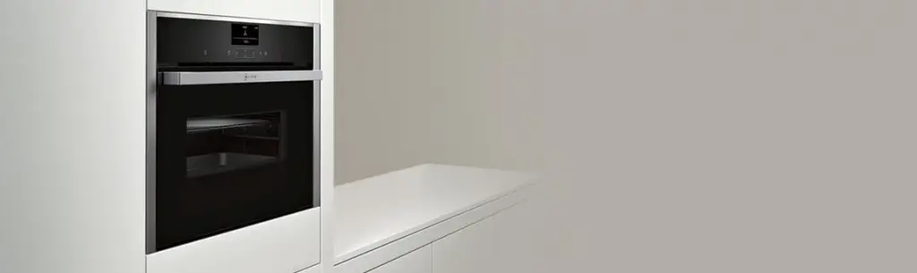 Духовка от известного немецкого бренда NEFF C17MS22N0