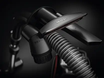 Пылесос Miele SNRF0 Boost CX1 чёрный обсидиан фото 2 Пылесос Miele SNRF0 Boost CX1 чёрный обсидиан фото 2
