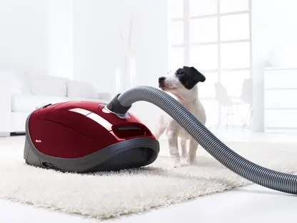 Пылесос Miele Complete C3 Cat&Dog PowerLine SGEA3 ежевичный красный 2000 вт фото 2 Пылесос Miele Complete C3 Cat&Dog PowerLine SGEA3 ежевичный красный 2000 вт фото 2