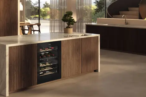 Винный холодильник Miele KWTUS 7196 E Обсидианово-черное стекло фото 3