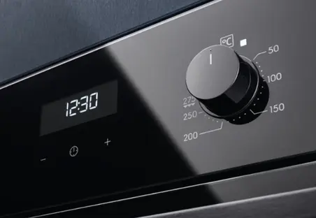 Духовой шкаф Electrolux OEE5C 61 Z фото 3 Духовой шкаф Electrolux OEE5C 61 Z фото 3