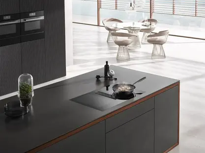 Варочная панель с вытяжкой Miele KMDA 7634 FL фото 2 Варочная панель с вытяжкой Miele KMDA 7634 FL фото 2