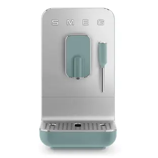 Кофемашина SMEG BCC12EGMEU фото 1 Кофемашина SMEG BCC12EGMEU фото 1