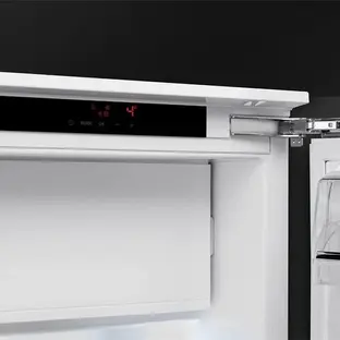 Встраиваемый холодильник Smeg S8C124DE фото 3