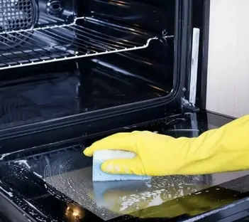 Средство для чистки духовых шкафов Miele OvenClean GP CL H 0502 L 500 мл фото 3 Средство для чистки духовых шкафов Miele OvenClean GP CL H 0502 L 500 мл фото 3