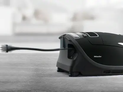 Пылесос Miele SGSA3 Complete C3 Parquet Celebration черный обсидиан фото 3 Пылесос Miele SGSA3 Complete C3 Parquet Celebration черный обсидиан фото 3
