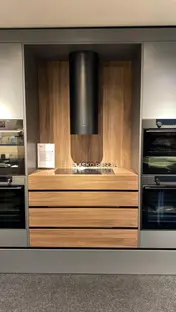 Вытяжка Falmec POLAR EVO BLACK 35 фото 1 Вытяжка Falmec POLAR EVO BLACK 35 фото 1