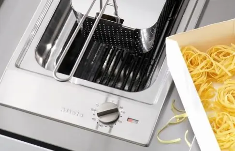 Фритюрница Miele CS 1411 F фото 2 Фритюрница Miele CS 1411 F фото 2