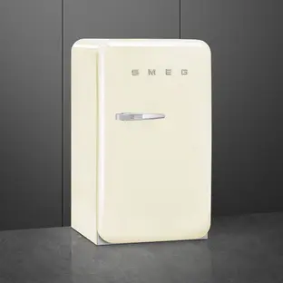 Холодильник Smeg FAB10RCR5 фото 3
