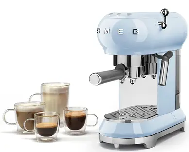 Кофеварка Smeg ECF01PBEU фото 3