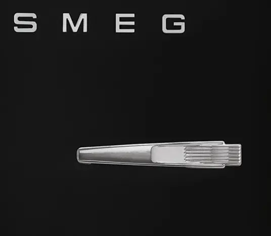 Холодильник Smeg FAB5LBL5 фото 3