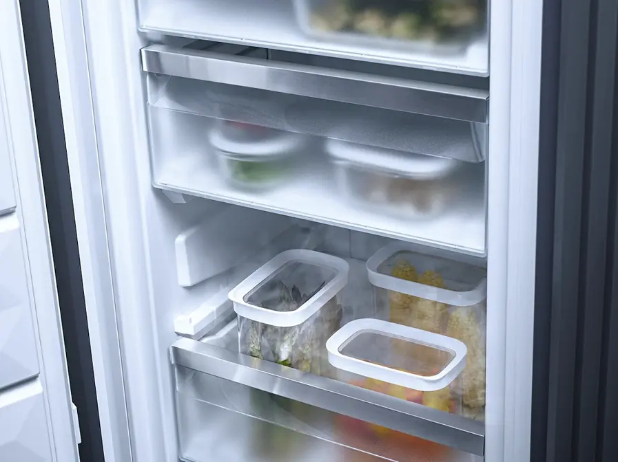 Встраиваемая морозильная камера Miele FNS 7770 E фото 3