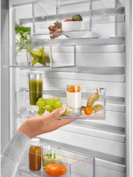Холодильник Electrolux RNC7ME34W2 фото 3