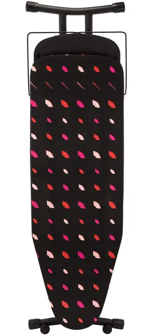 Гладильная доска LauraStar PLUSBOARD BLACK COVER LIPS фото 1 Гладильная доска LauraStar PLUSBOARD BLACK COVER LIPS фото 1