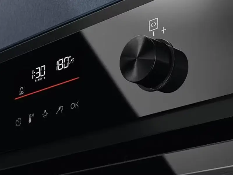 Духовой шкаф Electrolux EOC6P77H фото 4