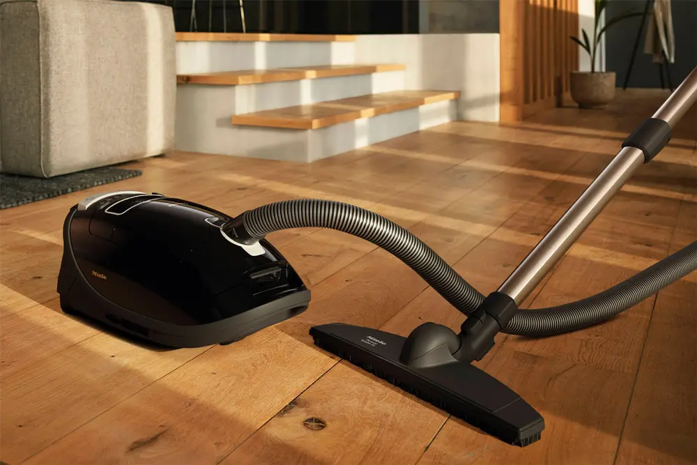 Пылесос Miele Complete C3 Parquet XL PowerLine SGSF5 черный фото 5