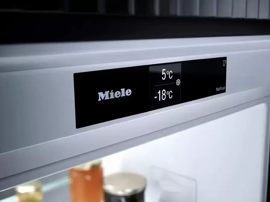 Встраиваемый холодильник Miele K 7773 D фото 2