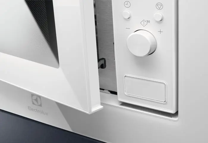 Микроволновая печь Electrolux LMS 2173EMW фото 4