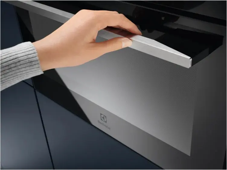 Встраиваемая микроволновая печь Electrolux KVMBE08X фото 6