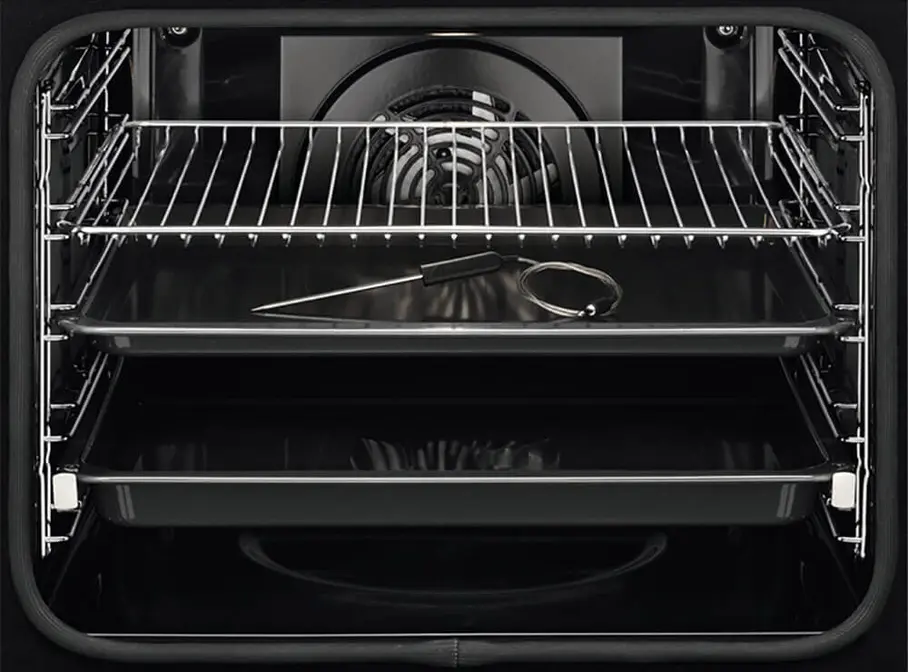 Духовой шкаф Electrolux EOE7P31X фото 3
