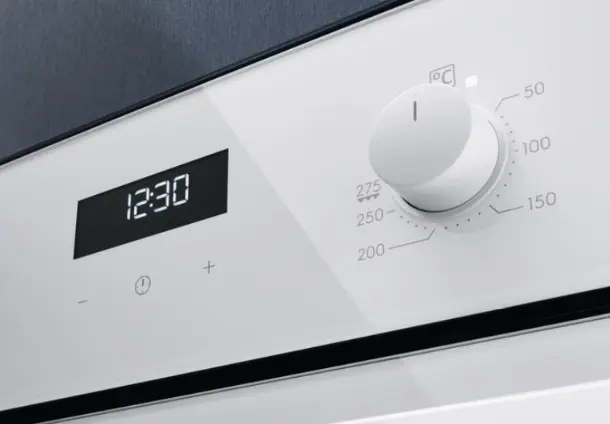 Духовой шкаф Electrolux OKD 5C51 V фото 3