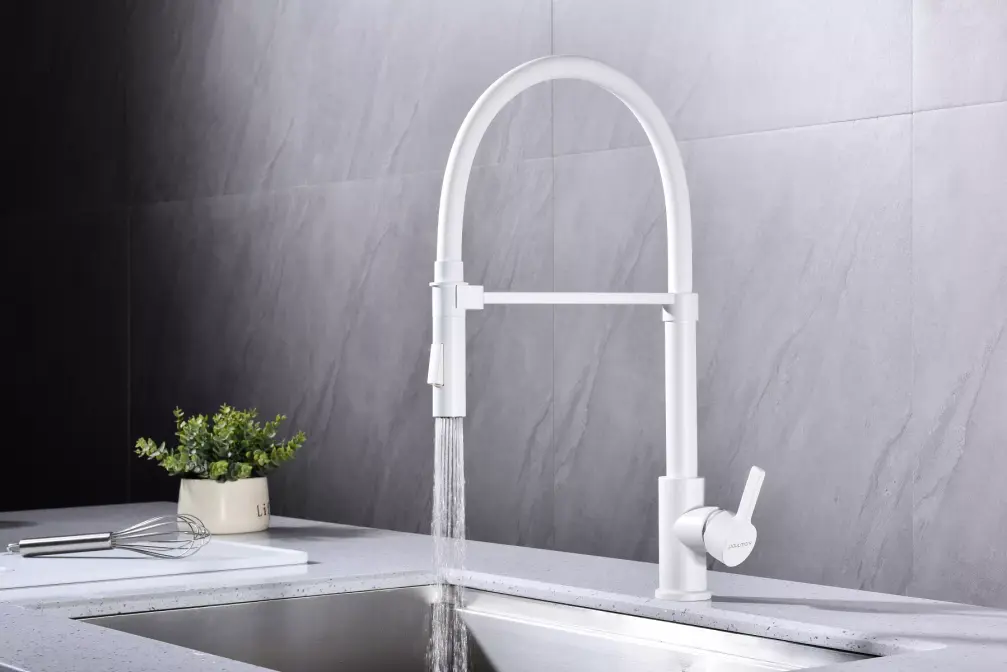 Смеситель Paulmark HALT Ha214021-WH белый матовый фото 4 Смеситель Paulmark HALT Ha214021-WH белый матовый фото 4