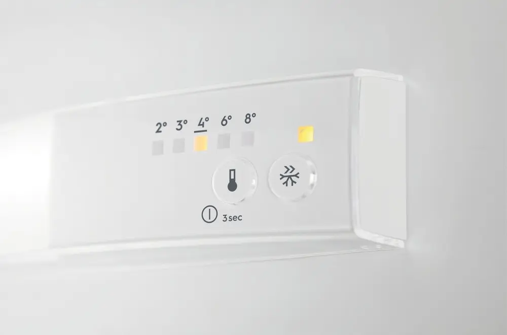 Встраиваемый холодильник Electrolux KNT1LF18S1 фото 5