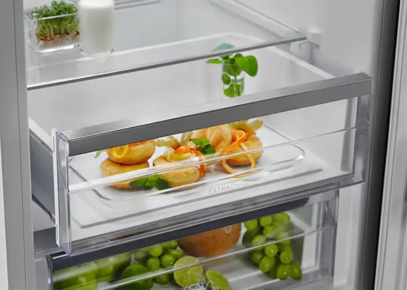 Холодильник ELECTROLUX LNT7ME36X3 фото 5