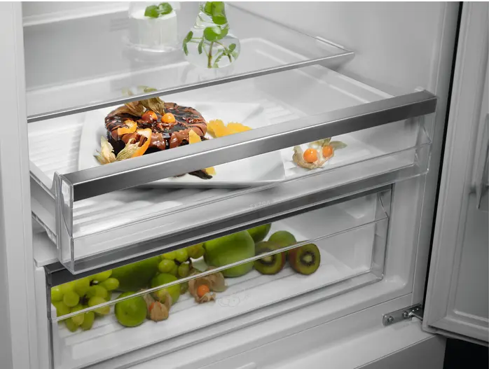 Холодильник Electrolux RNT7MF46X2 фото 5