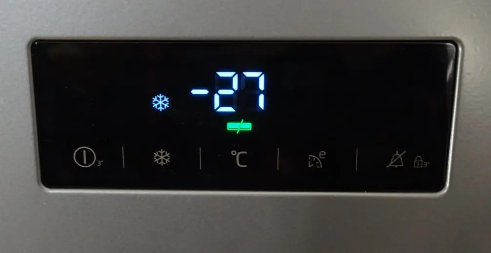 Морозильник Beko RFNK 290 E 23 S фото 4