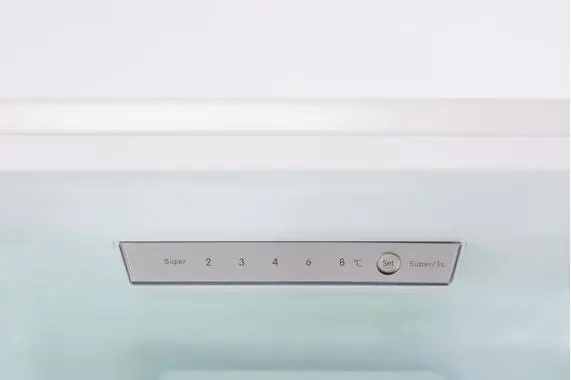 Холодильник Sharp SJB320EVWH фото 8