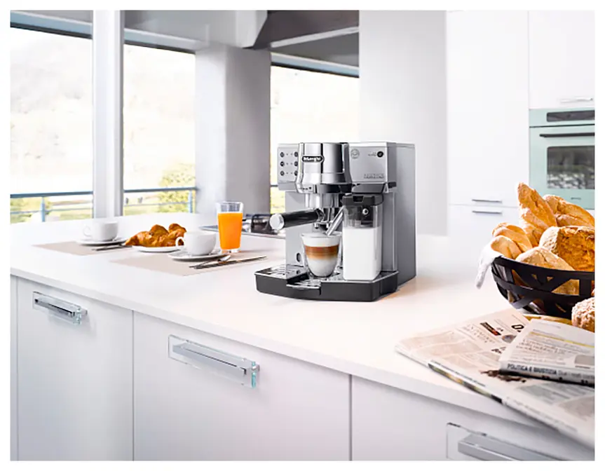 Кофеварка рожковая DeLonghi DL EC860.M фото 6