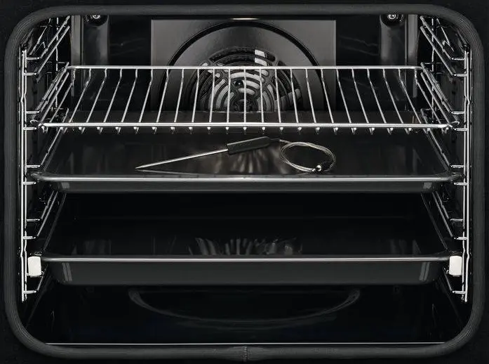 Духовой шкаф Electrolux EOE8P39WV фото 3