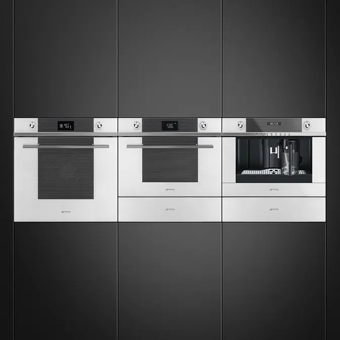 Встраиваемая кофемашина Smeg CMS4101B фото 2