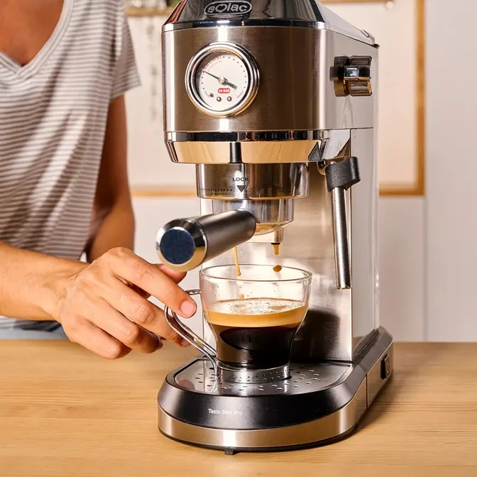Кофемашина Solac Taste Slim Pro фото 2 Кофемашина Solac Taste Slim Pro фото 2