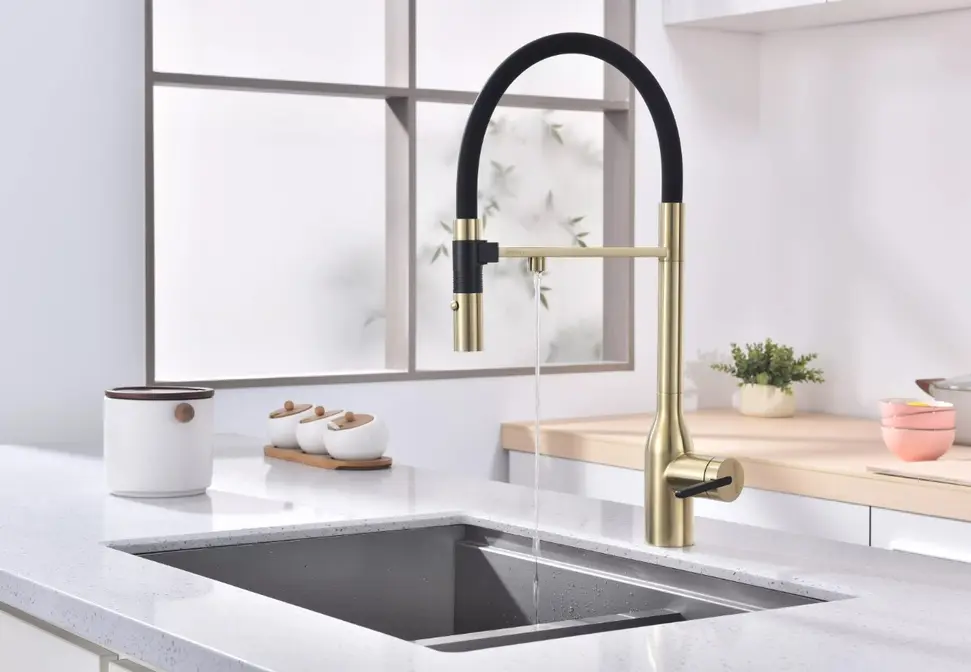 Смеситель Paulmark MAGNETO ONE Ma213188-LG светлое золото фото 5 Смеситель Paulmark MAGNETO ONE Ma213188-LG светлое золото фото 5