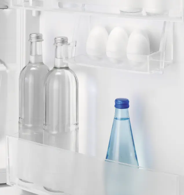 Встраиваемый холодильник Electrolux ENN92811BW фото 2