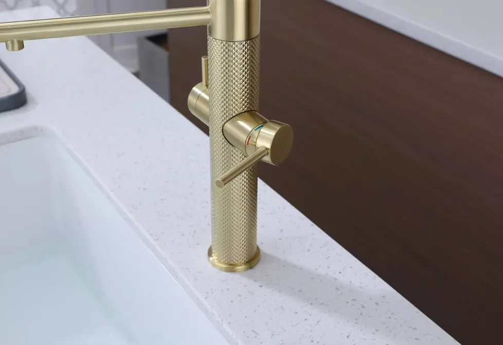 Смеситель Paulmark NEXUS DIAMOND Nd613999-LG светлое золото фото 13 Смеситель Paulmark NEXUS DIAMOND Nd613999-LG светлое золото фото 13