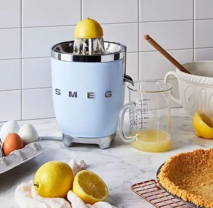 Соковыжималка Smeg CJF01PBEU фото 5