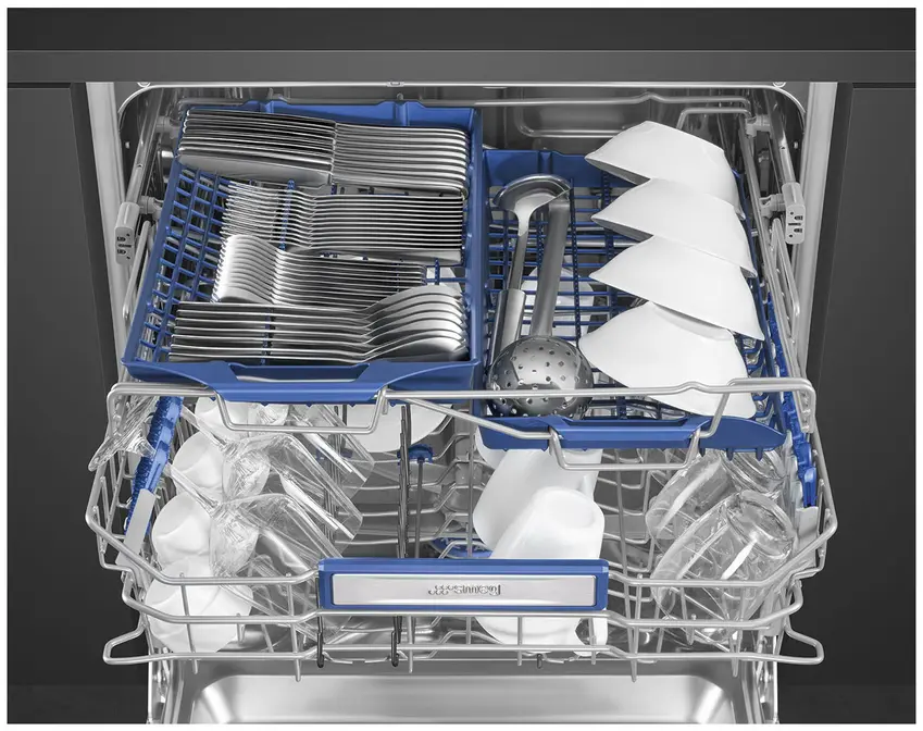 Посудомоечная машина Smeg STL323BQLH фото 3