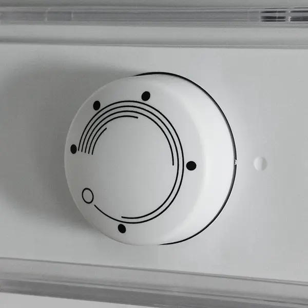 Встраиваемый холодильник Bosch KIV 38X20RU фото 3