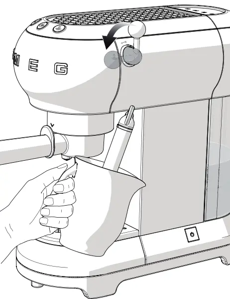 Кофеварка Smeg ECF01PKEU фото 7