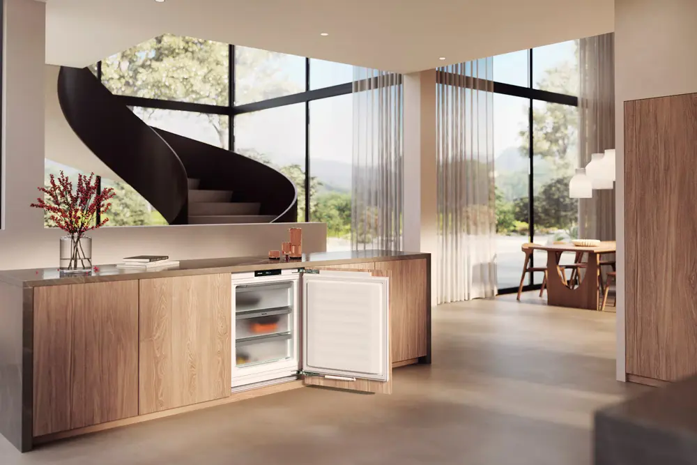 Встраиваемый холодильник Miele FNUS 7040 D фото 4