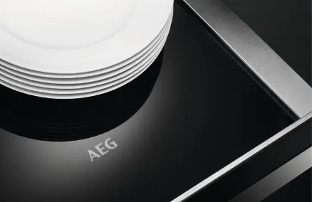 Шкаф для подогрева посуды AEG KDK911424M фото 2